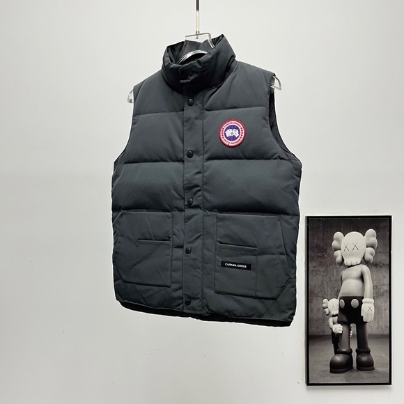 Canada Goose Black Puffer Vest - Picture 1 of 5